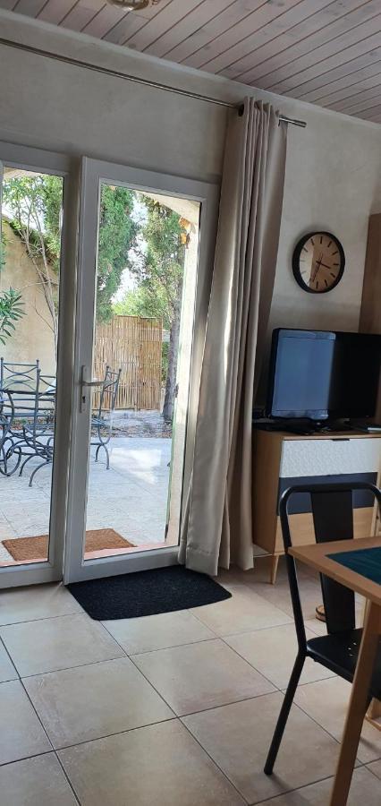 Studio Cosy Avec Grande Terrasse Au Calme Villa Saint-Cyr-sur-Mer Exterior foto