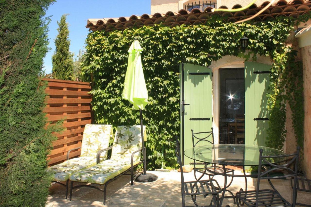 Studio Cosy Avec Grande Terrasse Au Calme Villa Saint-Cyr-sur-Mer Exterior foto